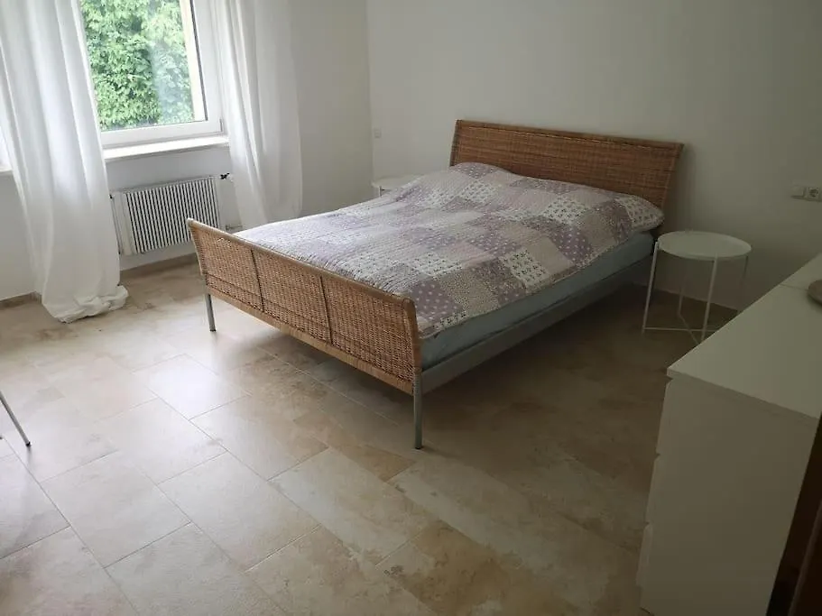 بيت للعطل Grosszuegiges Haus Angrenzend An Naturschutzgebiet ايمنستادت ام الغو
